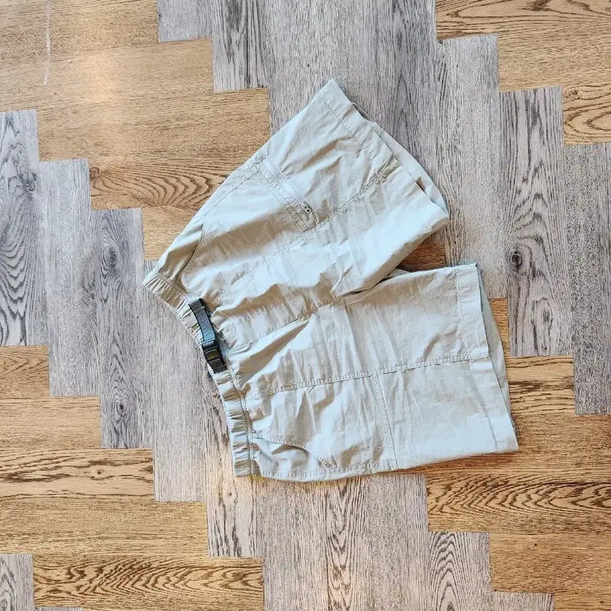 [BUNJANG] Kangol Light Grey Elastic Waistband Shorts XL / 캉골 라이트그레이색상 허리밴딩 XL사이즈 반바지 판매합니다