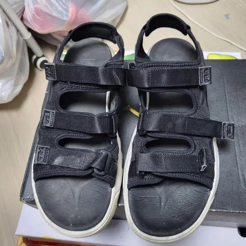 [BUNJANG] FILA Black Sandals 280mm / 휠라 샌들 블랙 280mm 상태매우좋음