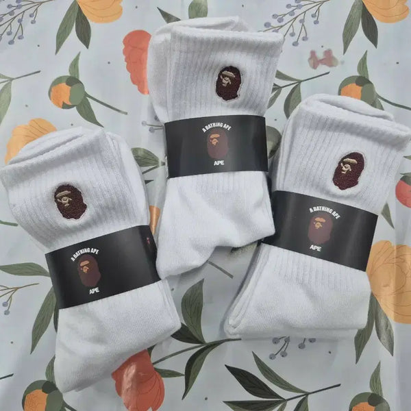 [BUNJANG] BAPE Crew Socks White (9-Pair Set) / 베이프 양말 화이트9켤레