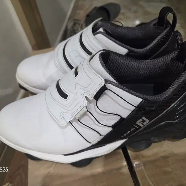 [BUNJANG] FootJoy Tour Golf Shoes White Black 255 / 풋조이 투어 골프화 화이트 블랙255