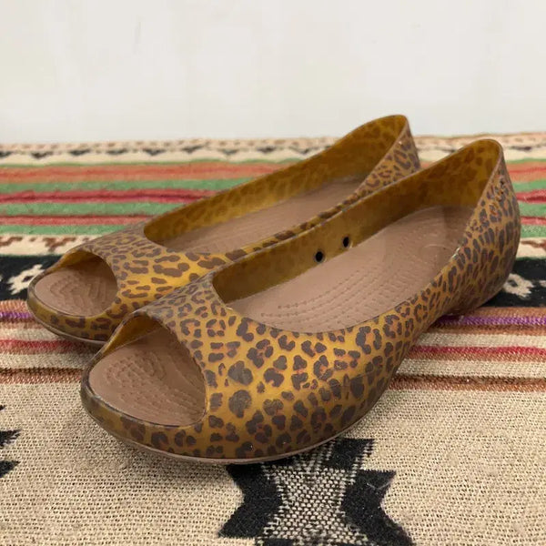 [BUNJANG] Crocs Leopard Jelly Flats Shoes W5 / 크록스 레오파 젤리슈즈 플랫슈즈 W5 X02125