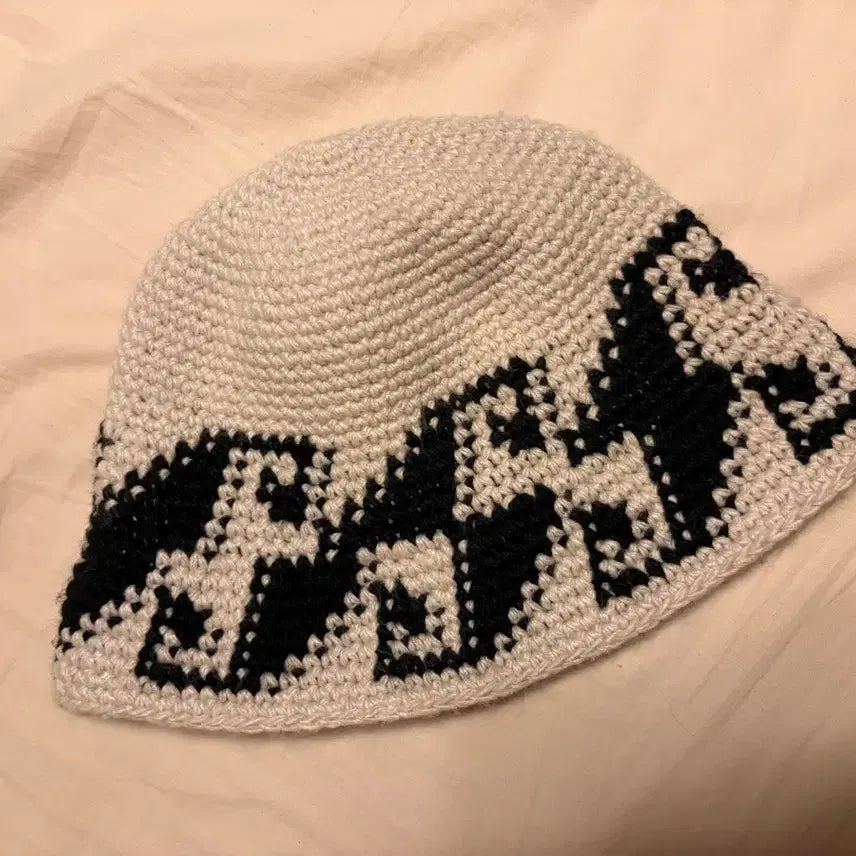 [BUNJANG] Stussy Wave Knit Bucket Hat Bone / 스투시 웨이브 니트 버킷햇 본