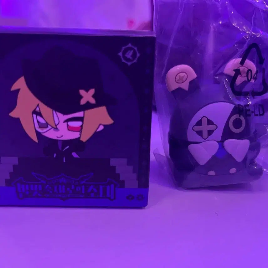 [BUNJANG] The Venti Zenzey Collab Robin Figure (Sealed) / 더벤티 젠존제 콜라보 피규어 방부 로빈 미개봉