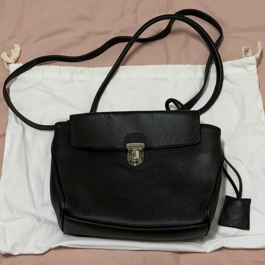 [BUNJANG] Ribbon Light Marrow Mini Bag Black / 리본빛 말로우 미니백 블랙