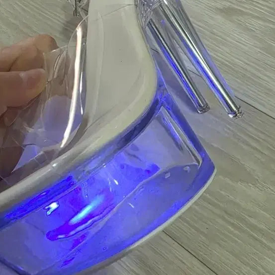 [BUNJANG] Fleur Transparent LED Heels (235 Size) / 신품) 투명 구두 모델 구두 LED 구두 37 (235사이즈) 플뢰르