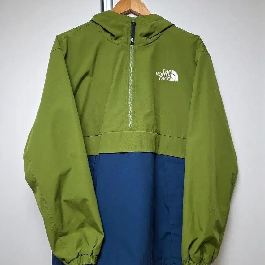 [BUNJANG] The North Face Windbreaker Jacket Olive/Navy / 노스페이스 바람막이 올리브/네이비
