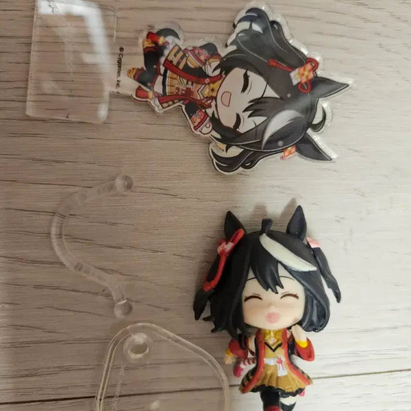 [BUNJANG] Uma Musume Kitasan Black Can Acrylic + Mini Figure Set / (세트)우마무스메 키타산블랙 캔 아크릴+미니 피규어
