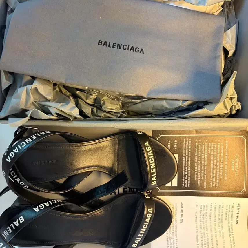[BUNJANG] Balenciaga Strap Sandals / 발렌시아가 스트랩샌들36