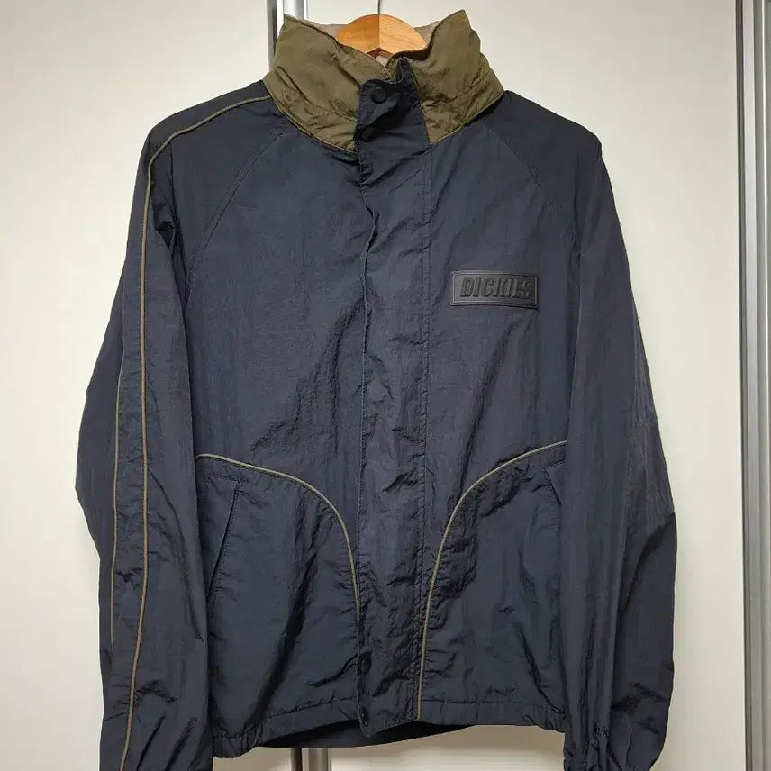 [BUNJANG] Dickies Windbreaker Jacket / 디키즈 바람막이