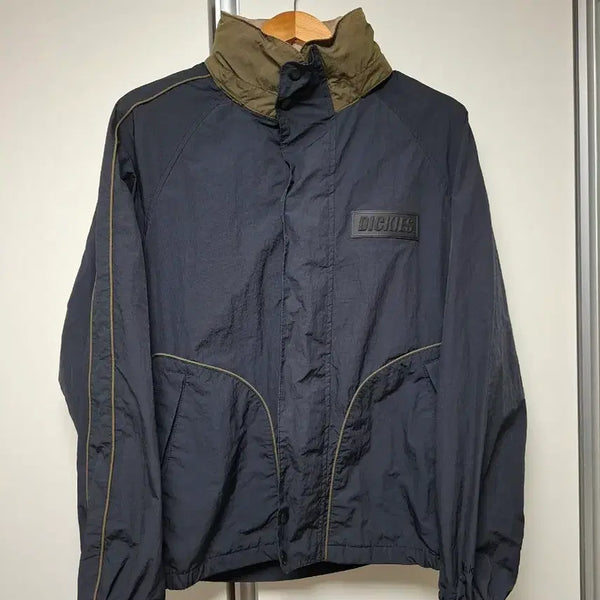 [BUNJANG] Dickies Windbreaker Jacket / 디키즈 바람막이