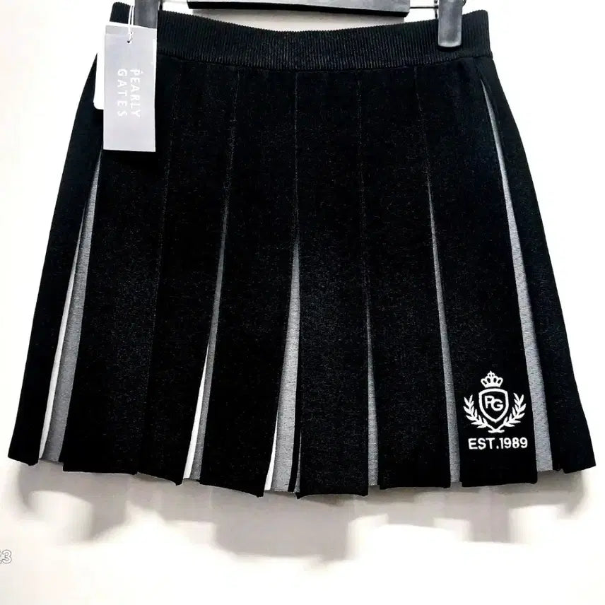 [BUNJANG] Parigates Functional Knit Skirt / 파리게이츠 기능성 골프스판 니트 큐롯스커트(정품.새상품)