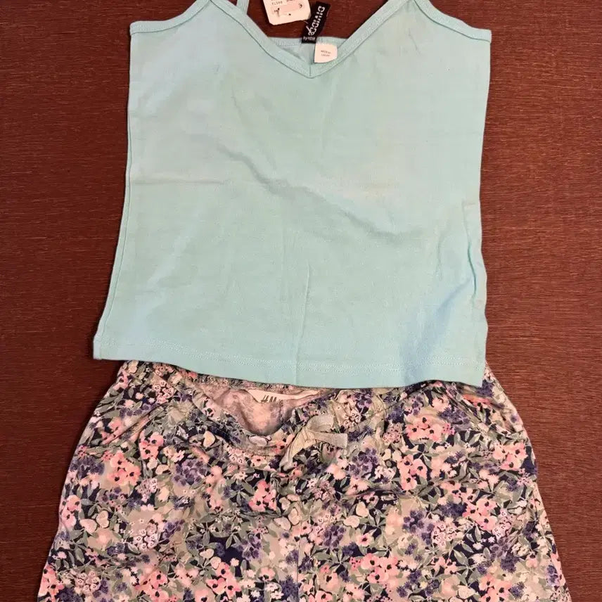 [BUNJANG] H&M Kids Floral Pattern Shorts & Sleeveless Top Set - Mint / H&M 민트색 나시 + 플로럴 패턴 반바지 세트