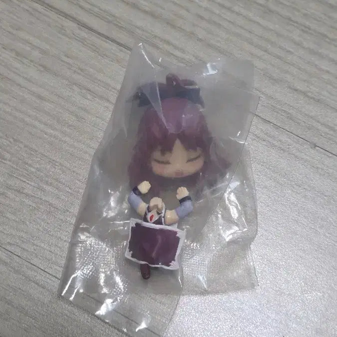 [BUNJANG] Puella Magi Madoka Magica Kyoko Sakura Onemutan Gacha Figure / 마법소녀 마도카 마기카 마마마 쿄코 오네무탄 가챠 피규어