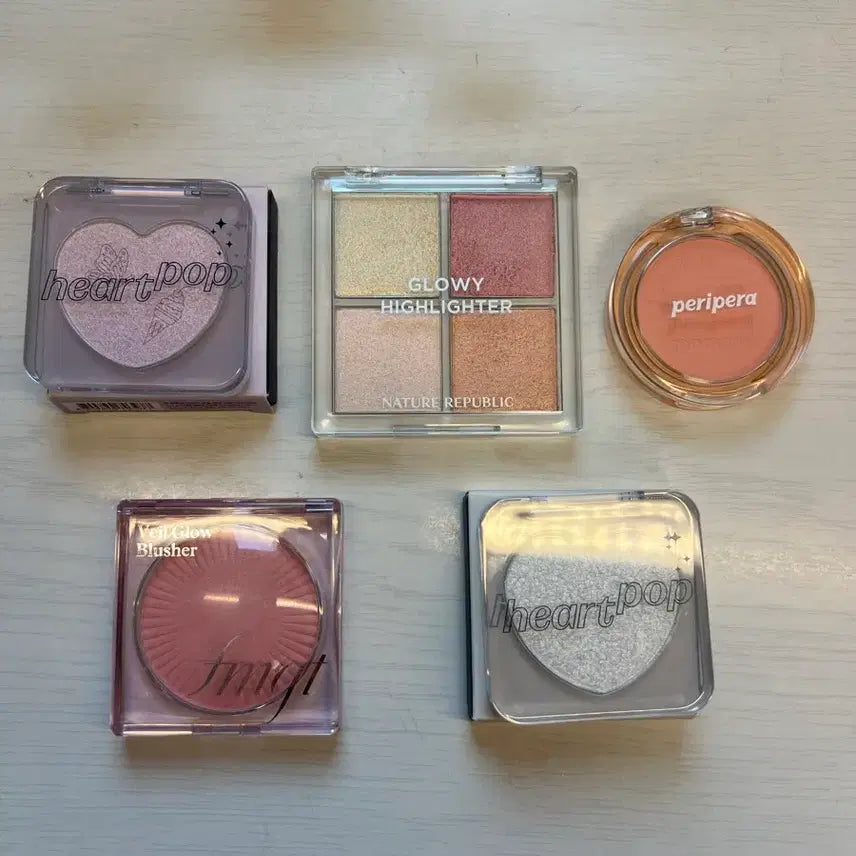 [BUNJANG] Etude, Peripera, Nature Republic Blush & Highlighter Bundle (Includes New Items) / 블러셔 및 하이라이터 화장품 일괄 (새제품포함) 급처