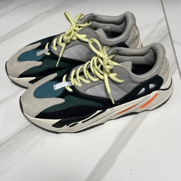 [BUNJANG] Adidas Yeezy Boost 700 Wave Runner Sneakers / 이지부스트 700 웨이브러너 270
