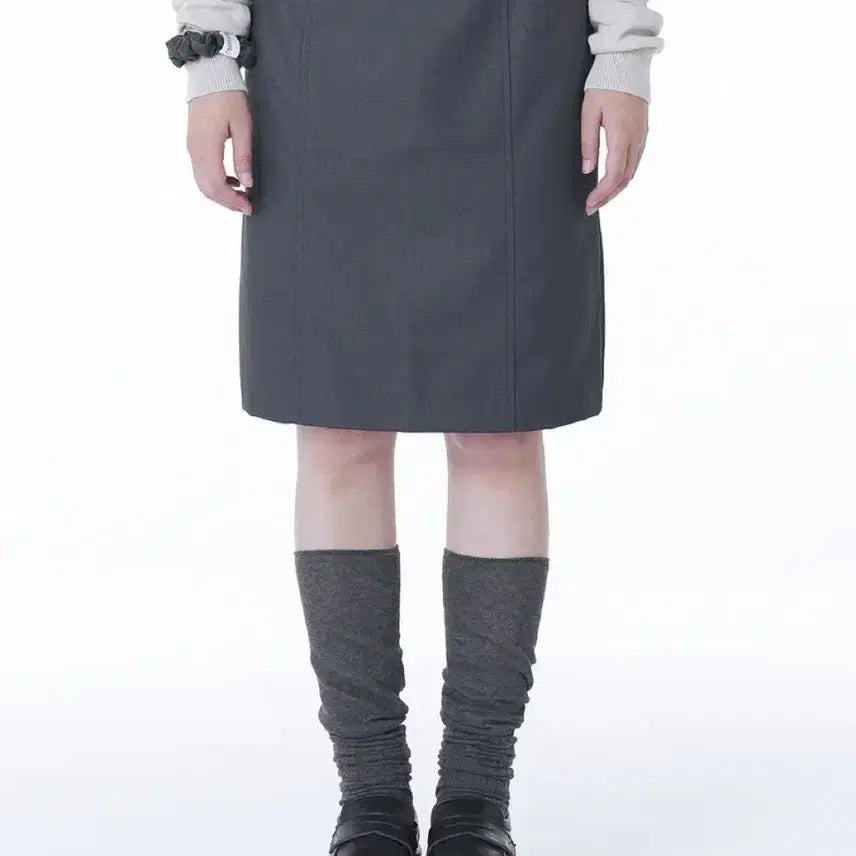 [BUNJANG] Miseki Seoul Button Midi Skirt Charcoal / 미세키서울 Button midi skirt CHARCOAL