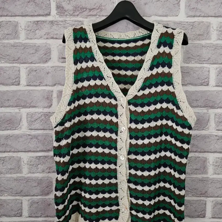 [BUNJANG] Soup Green Stripe Knit Vest / Soup 그린 스트라이프 니트조끼/알뜰한여우