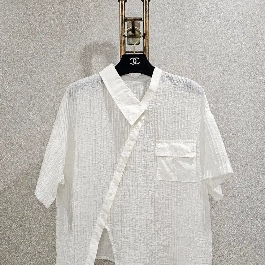 [BUNJANG] White Pleated Blouse with Asymmetrical Design / 블라우스