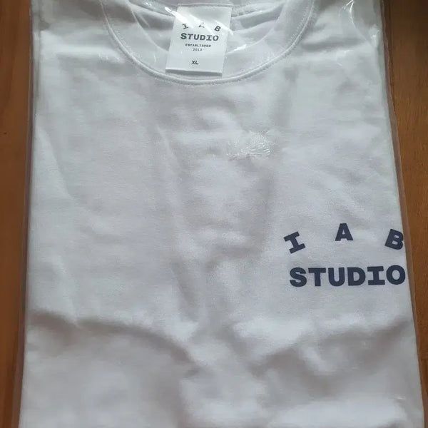 [BUNJANG] IAB STUDIO Short Sleeve T-Shirt White XL / IAB STUDIO 반팔 티셔츠 화이트 XL