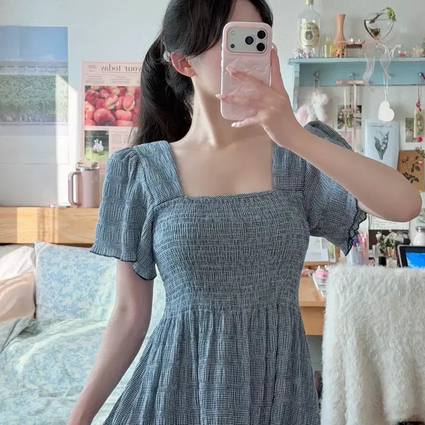 [BUNJANG] Freckle Wing Sleeve Smocked Dress / 프레클 윙 슬리브 스모크 원피스