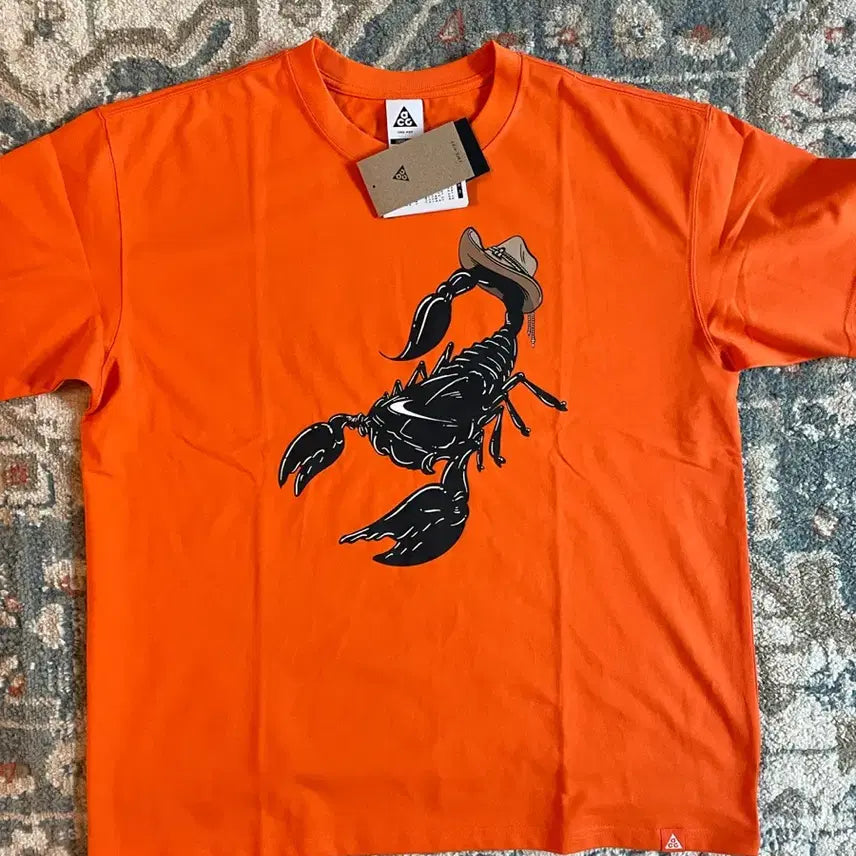 [BUNJANG] Nike ACG Summit Scorpion T-Shirt (New, L) / 나이키 ACG 서밋 스콜피온 반팔티 (새제품. L)