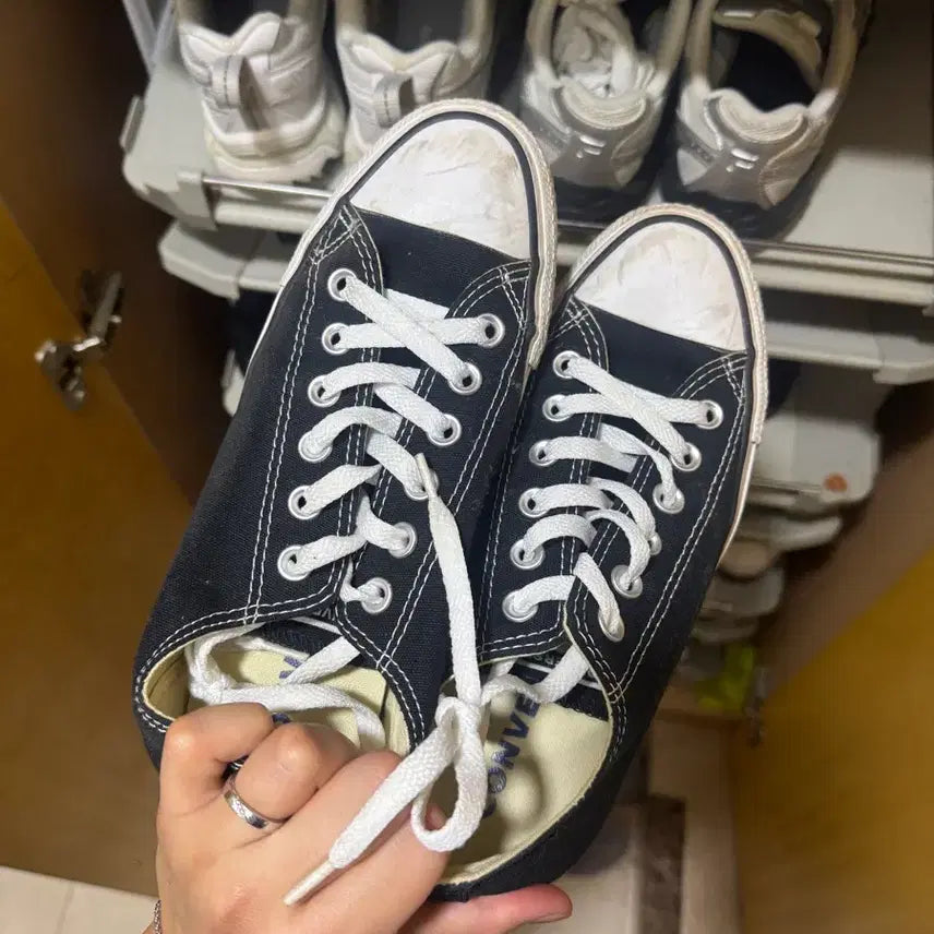 [BUNJANG] Converse Black Sneakers Size 235 / 컨버스 블랙 235 사이즈