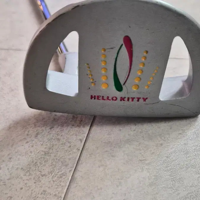[BUNJANG] Hello Kitty 33-inch Putter / 헬로키티 33인치 퍼터