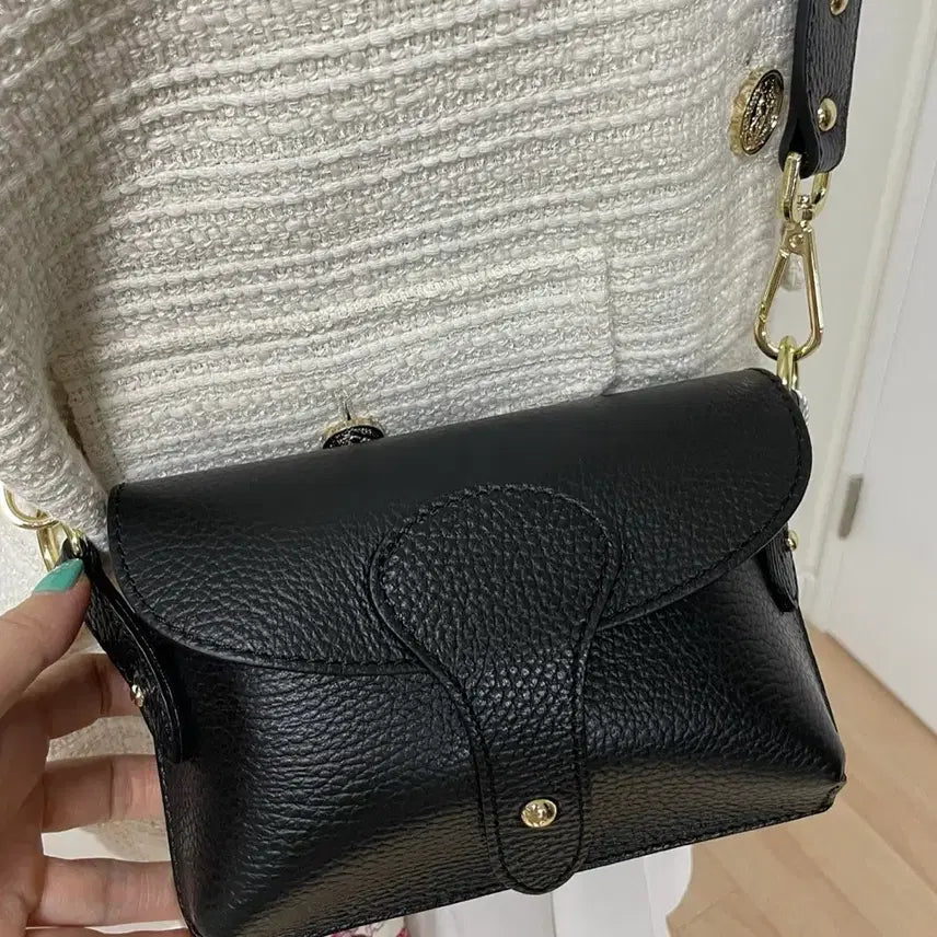 [BUNJANG] Max Mara Real Leather Mini Crossbody Bag Black / [새상품] 막스마라 리얼소가죽 미니크로스백 블랙