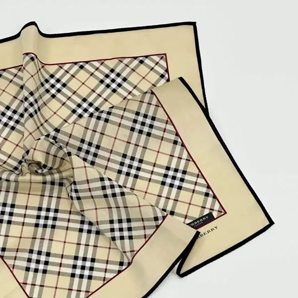 [BUNJANG] Burberry Petit Scarf Handkerchief / (새상품) burberry /버버리 쁘띠스카프 손수건