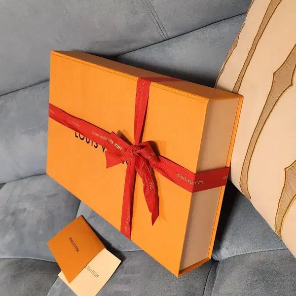 [BUNJANG] Louis Vuitton Clutch Box Set with Ribbon and Dust Bag / 24-1)루이비통클러치박스(40*26*7)단품