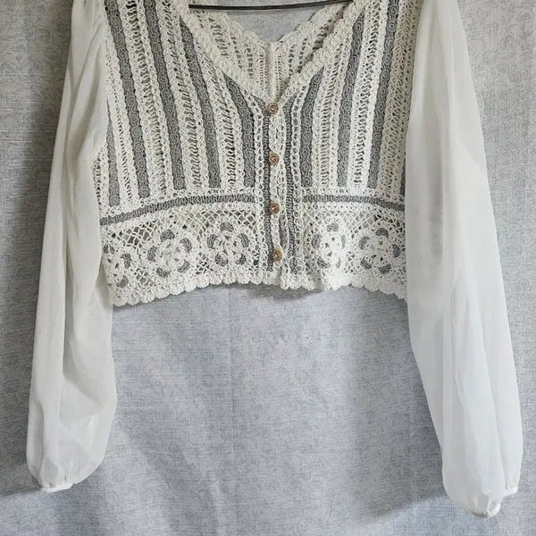 [BUNJANG] Crochet See-Through Blouse / 크로셰 시스루 블라우스
