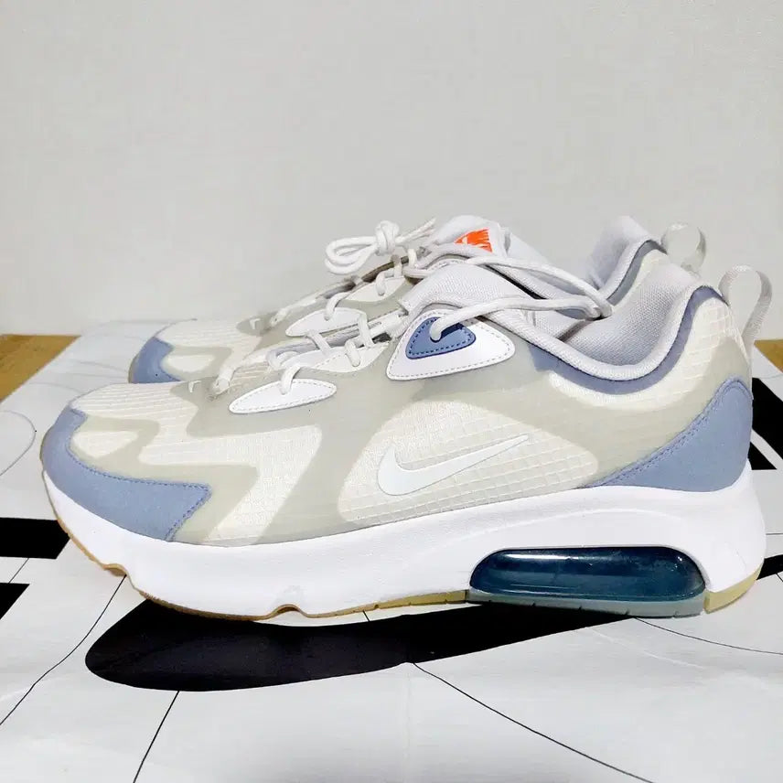 [BUNJANG] Nike Air Max 200 SE 290mm Sneakers / 새상품 나이키 에어맥스 200 SE 290mm 운동화 급처분합니다