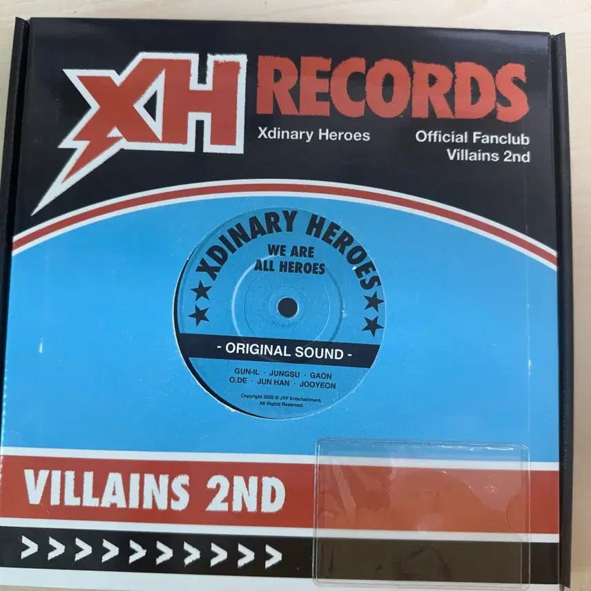 [BUNJANG] Xdinary Heroes Villains 2nd Gen Official Fanclub Kit / 엑디즈 빌런즈 2기 공식 팬클럽 키트