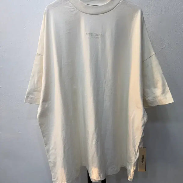 [BUNJANG] Fear of God Essentials Cream Oversized T-Shirt (Size S) / 새제품) 피어오브갓 에센셜 정품 크림구매 오버핏 티셔츠 S