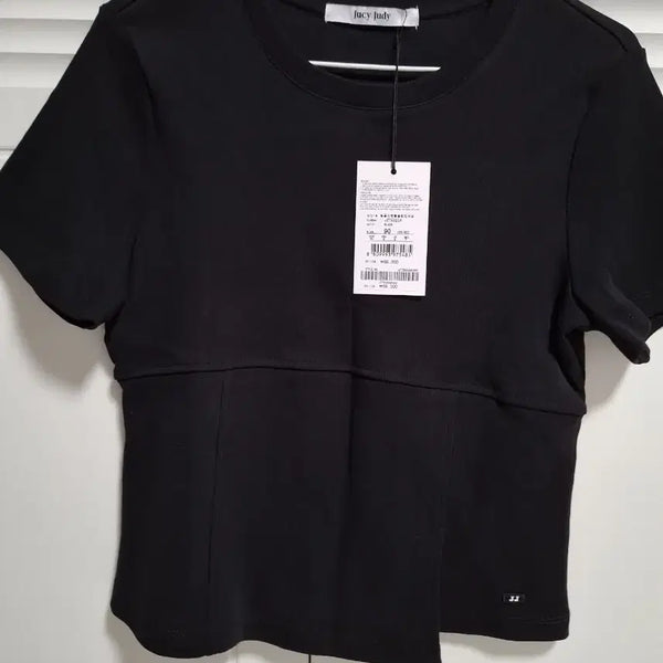 [BUNJANG] Jucy Judy Black Cropped Short-Sleeve T-Shirt M / JUCY JUDY 블랙 크롭 반팔티 M(90)