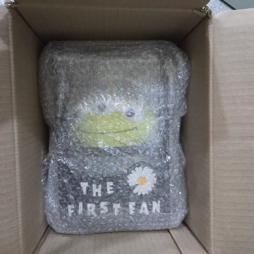 [BUNJANG] Peaceminusone x Toy Story The Firsthand Standing Plush Alien / 피스마이너스원 토이 스토리 더 퍼스트팬 스탠딩 플러시 알린