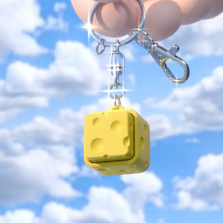 [BUNJANG] Cheese Clicker Keychain (S, L) / 치즈 모양 클리커 키링(S,L) 1개