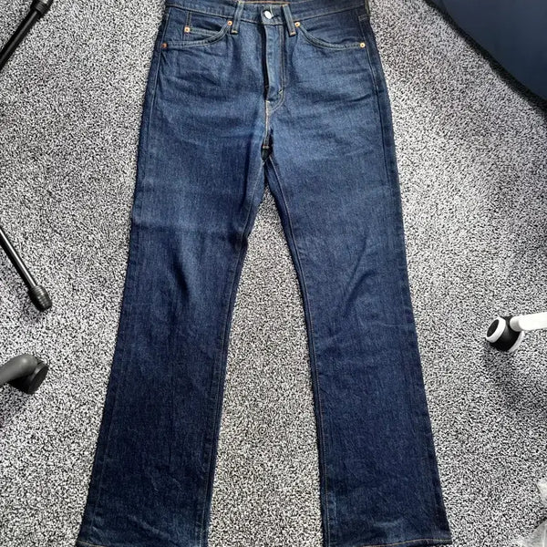 [BUNJANG] Levi's 517 "Worn by Joo Woo-jae" Black Denim Jeans / 리바이스 517 a0909-0003 (주우재 착용)