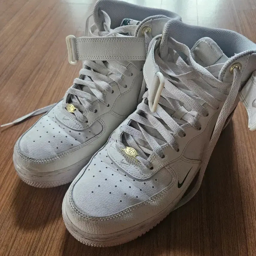 [BUNJANG] Nike Air Force 1 Mid '07 LV8 40th Anniversary / 나이키 에어포스 1 미드 07 LV8 40주년