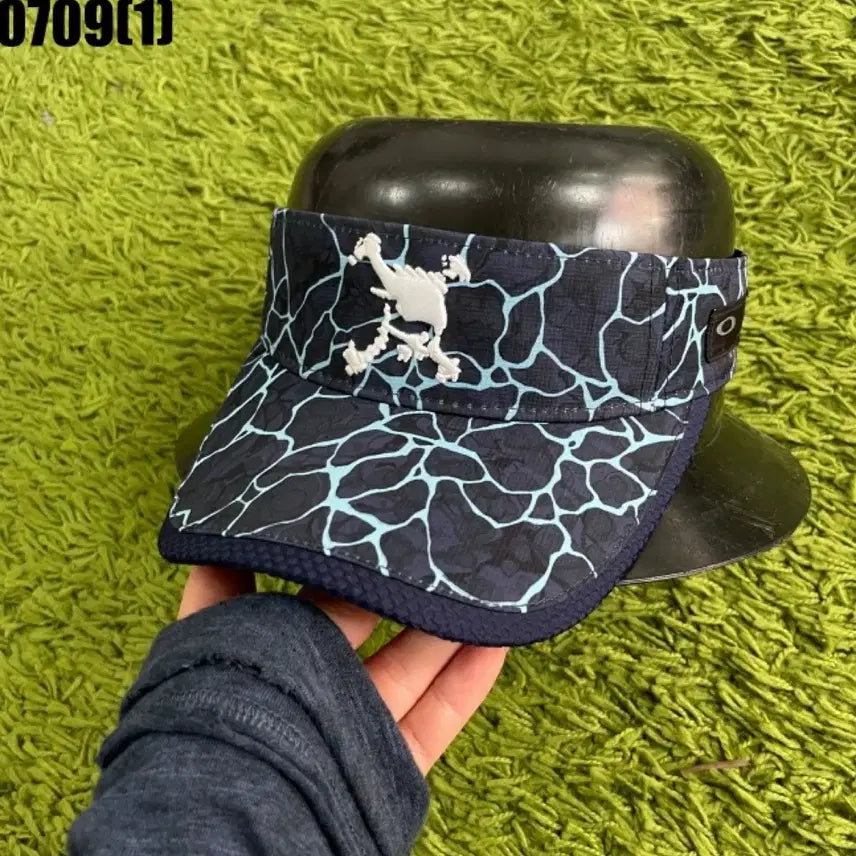 [BUNJANG] Oakley Golf Sun Cap Navy Pattern / 오클리 골프 캡 썬캡 모자 네이비 패턴