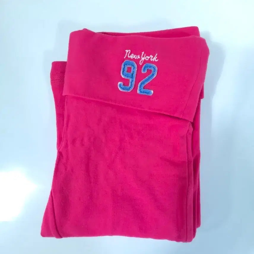 [BUNJANG] Hot Pink 'New York 92' Embroidered Leggings / 핫핑크 뉴욕 92 레깅스 새상품