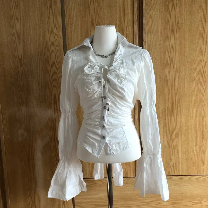 [BUNJANG] Vintage Eyelet Lace-Up Shirt / 빈티지 아일렛 레이스업 셔츠