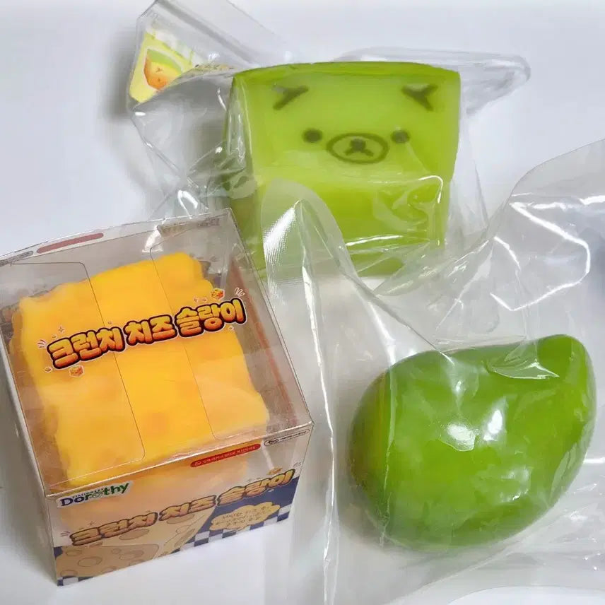 [BUNJANG] Melon Kuma, Mango, Cheese Crunch Squeezable Toys Bundle Set / 멜론 쿠마 말랑이/망고/치즈 크런치슬랑이 양도합니다!