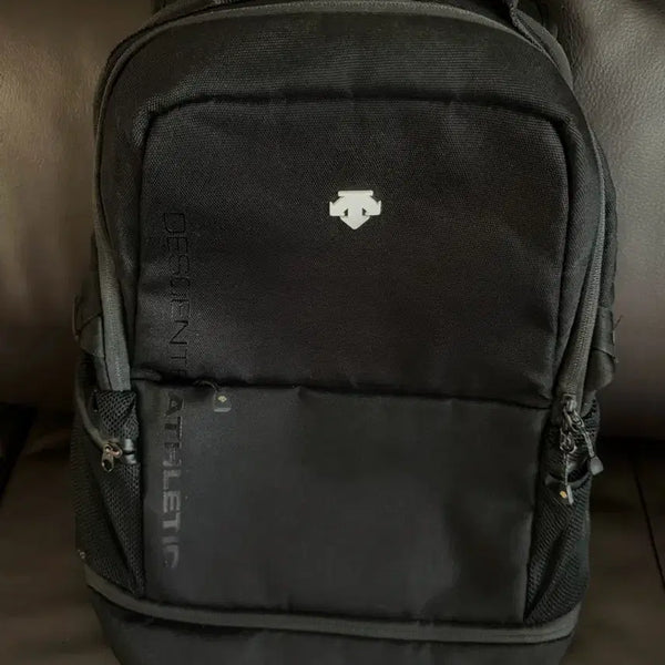 [BUNJANG] Descente Athletic Backpack Black / 데상트 애슬레틱 백팩