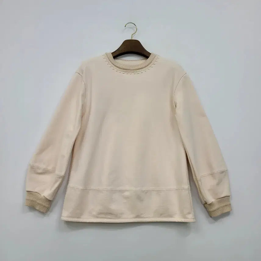 [BUNJANG] Ozscecon Round Neck Sweatshirt / 오즈세컨 라운드넥 맨투맨/한섬/55/앨리스/1804