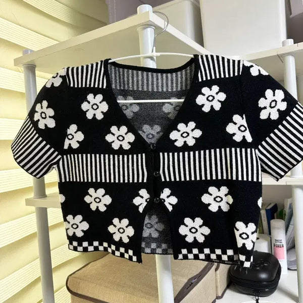 [BUNJANG] Flower Pattern Knit Cardigan Black / (새제품) 플라워 패턴 니트 가디건 블랙