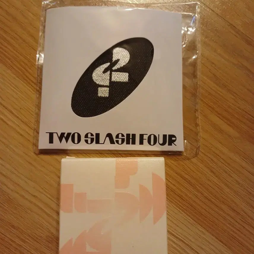 [BUNJANG] Two Slash Four Vanilla Crush Blush & Denim Mirror Set / 급처분)새제품 투슬래시포 블러쉬 바닐라크러쉬 투슬래시포 데님거울세트