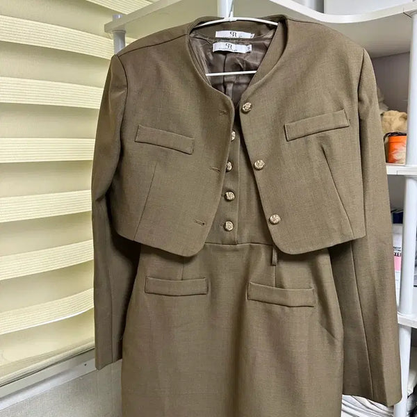 [BUNJANG] Brown Gold Button Vest Dress Set / 브라운 금장버튼 베스트 원피스 셋업