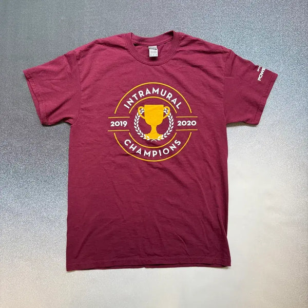 [BUNJANG] GILDAN Intramural Champions Graphic T-Shirt / GILDAN Intramural Champions 우승 기념 그래픽 반팔