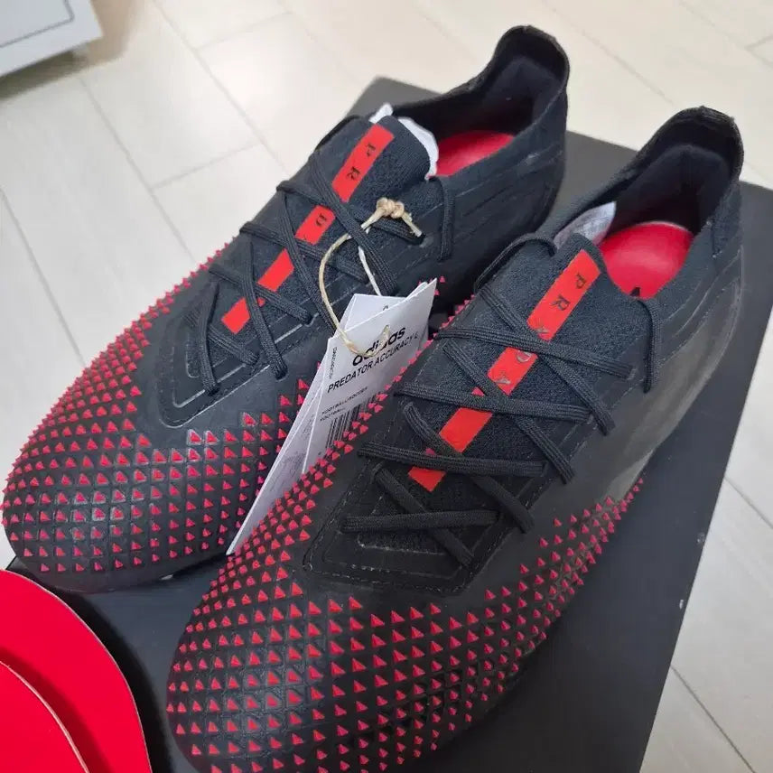 [BUNJANG] Prada Predator Accuracy.1 LUX FG Football Boots / 프레데터 x 프라다 애큐러시.1 LUX FG 250mm 새제품